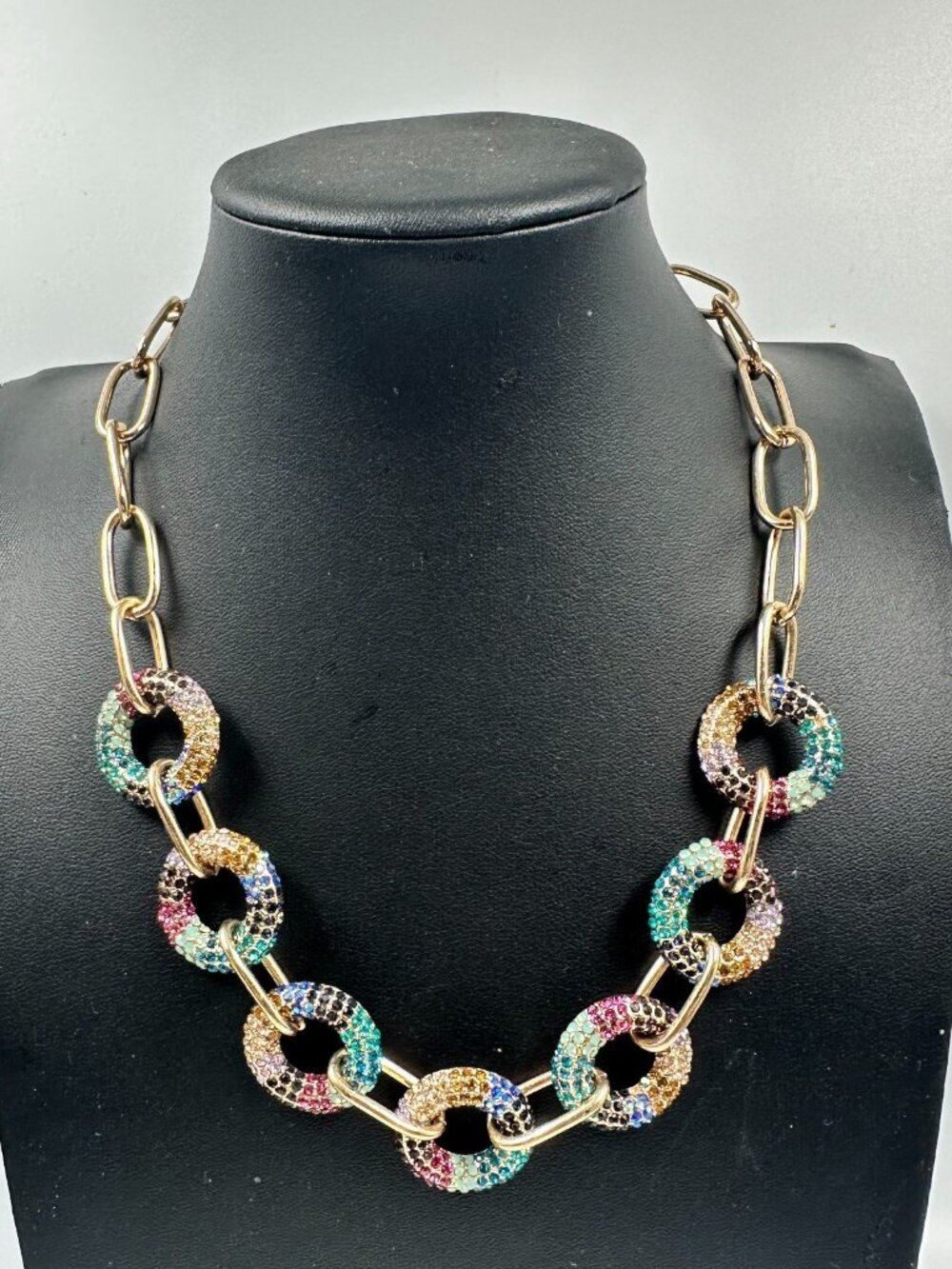 Steve Madden Necklace Gold Tone Multicolor Rhinestone Oval Link Chain Statement